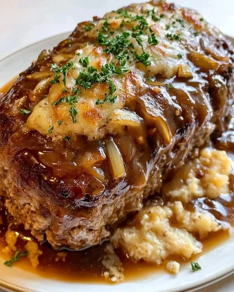 WOULD YOU EAT THIS CROCKPOT FRENCH ONION MEATLOAF WITH MELTED SWISS CHEESE