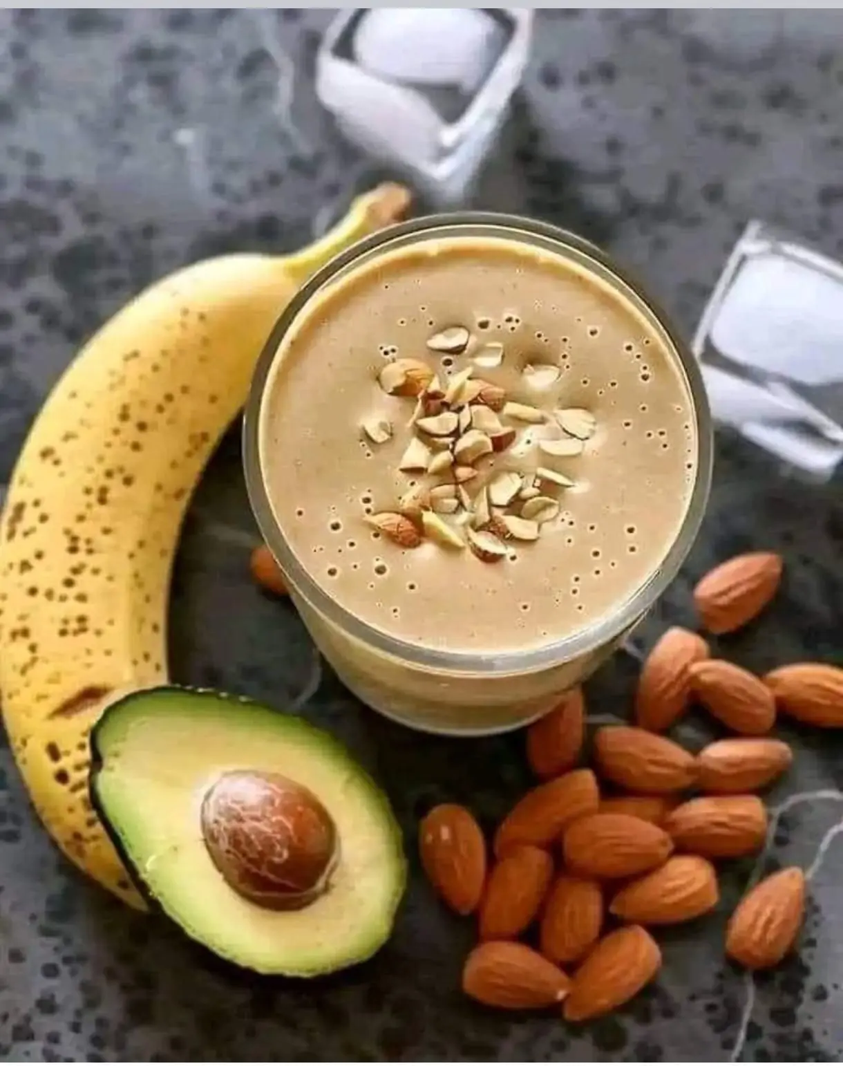ALMOND, BANANA, AVOCADO SMOOTHIE WITH HONEY