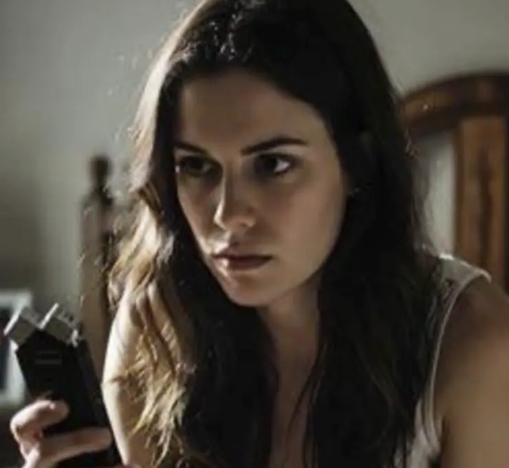 The day before my work trip, a friend advised me, “Leave a voice recorder on top of the wardrobe and don’t return until evening.”